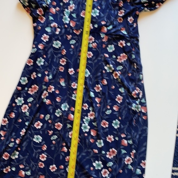Motherhood Navy Floral Maternity Dress size Medium - Picture 11 of 12